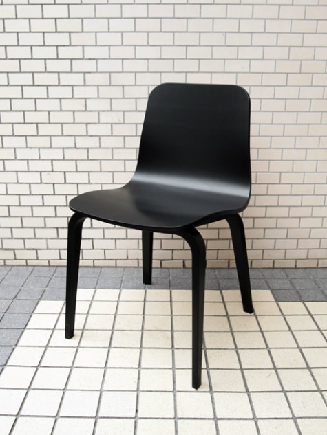 1802 Black