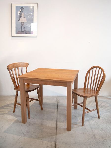 80×80 BLACK CHERRY (Straight Leg / Turned Leg)