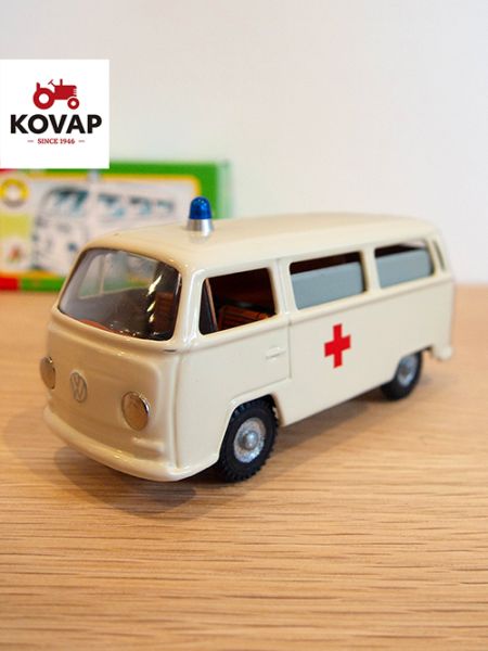 [By KOVAP] Volkswagen Beetle Red